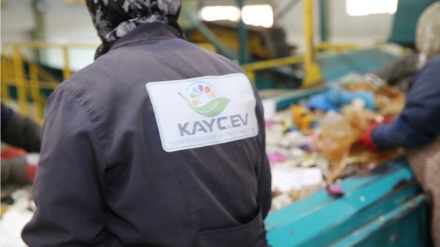 Kayseri'de geri dönüştürülen 3 bin 364 ton atık kağıtla 57 bin 191 ağacın kesilmesi önlendi