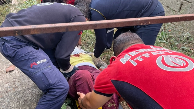 Mersin'de kuyuya düşen kadın kurtarıldı