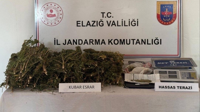 Elazığ'da 3 kilo 200 gram esrar ele geçirildi