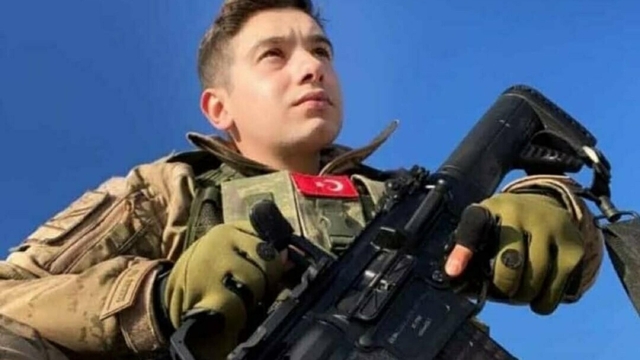 Bolu'da kalp krizinden ölen Uzman Çavuş, memleketi Manisa'da toprağa verildi