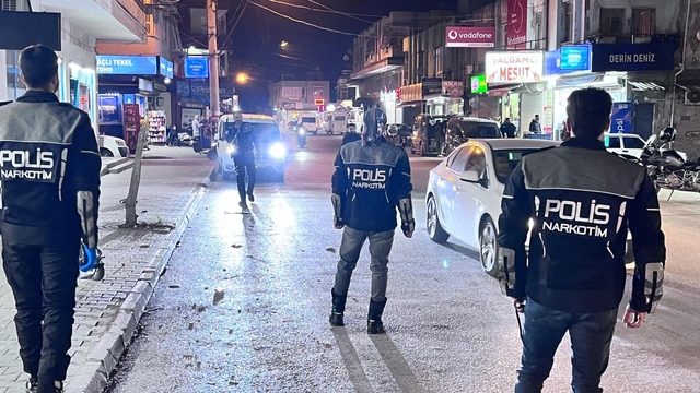 Adana'da uyuşturucu operasyonlarında yakalanan 169 şüpheli tutuklandı