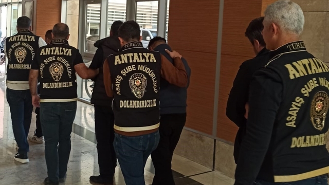 Antalya merkezli dolandırıcılık operasyonunda 4 şüpheli tutuklandı