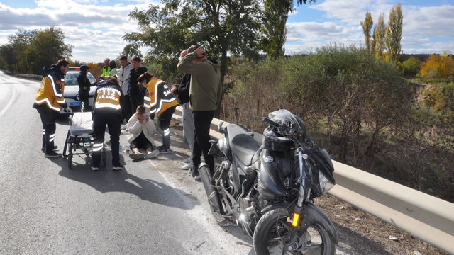 Lüleburgaz'da devrilen motosiklet sürücüsü yaralandı