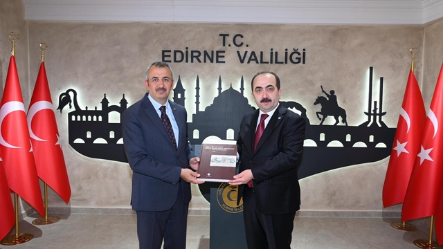 Türk Tarih Kurumu Başkanı Özgen, Edirne Valisi Sezer'i ziyaret etti