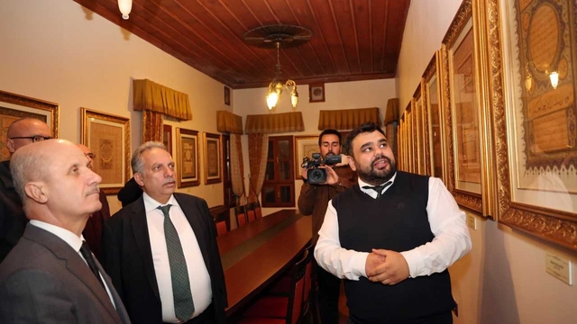 YÖK Başkanı Özvar, Yaman Dede Kültür Evi'ni ziyaret etti