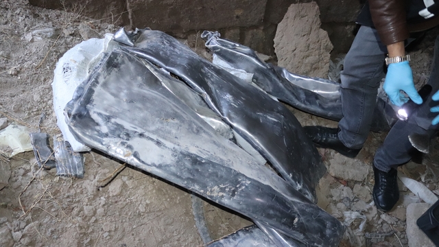 189 yıllık kilisenin çatısından 'kurşun levha' çalan hırsız yakalandı