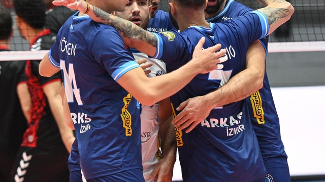 Arkas Spor, 3'te 3 için sahada