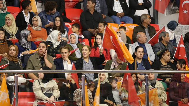 AK Parti Genel Başkan Yardımcısı Dağ, Hatay'da partisinin ilçe kongresine katıldı: