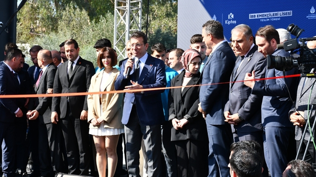 İBB çalışanlarından Hatay'a okul; teslim törenine İmamoğlu da katıldı