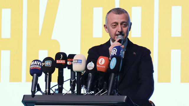 AK Parti İzmit 6. Olağan İlçe Kongresi yapıldı
