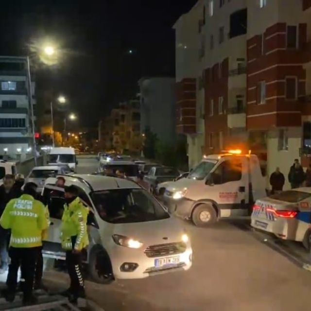 Çorum'da polisten kaçan ehliyetsiz sürücüye 62 bin 604 lira ceza verildi