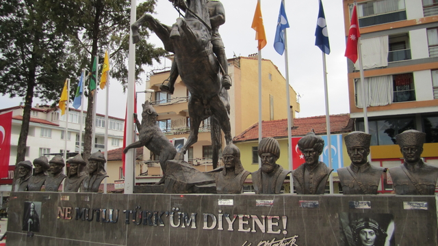 Büyük Önder Atatürk, Kale'de anıldı