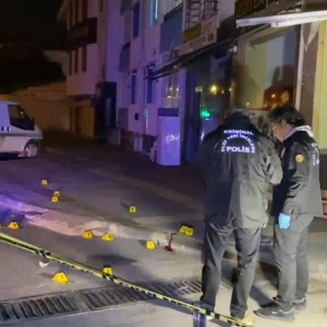 Çorum'da akrabalar arasında çıkan kavgada 1 kişi silahla vurularak öldürüld...