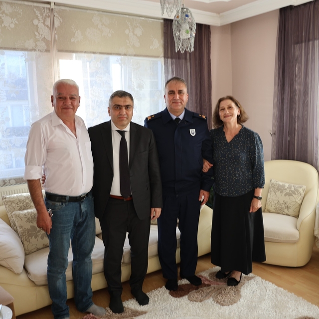 Merzifon Kaymakamı Karaaslan, şehit ailesi ve gaziyi ziyaret etti