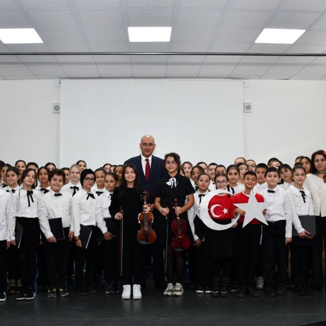 Sorgun Kaymakamı Aydın'dan öğrencilere müzik sınıfı sözü