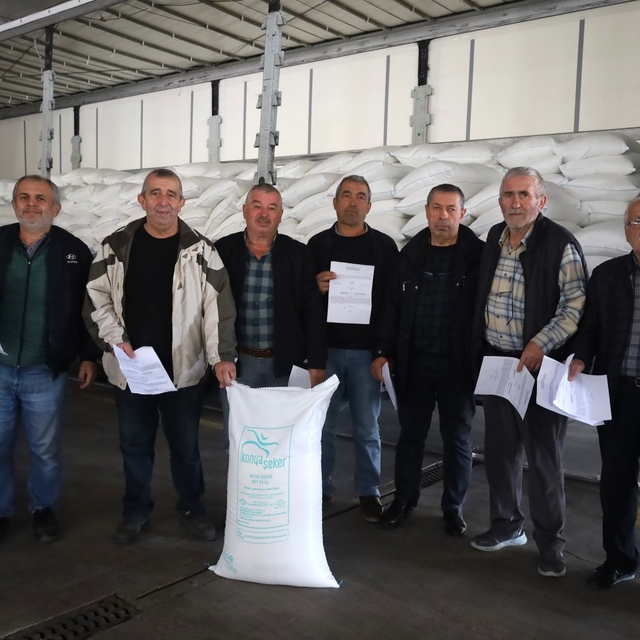 Kocaeli Büyükşehir Belediyesinden arıcılara 169 ton hibeli arı yemi desteği