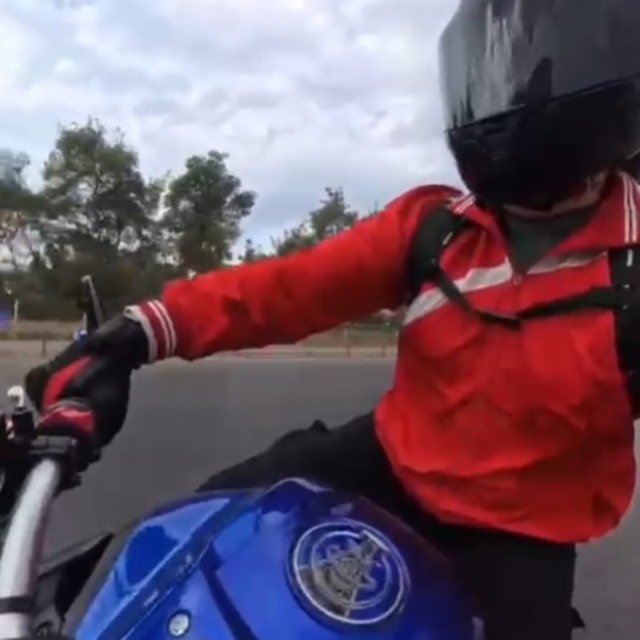 Kayganlaşan yolda peş peşe 3 kaza