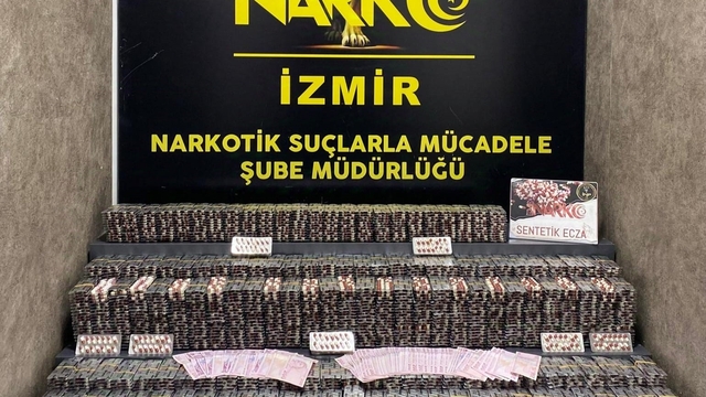 İzmir'de uyuşturucu operasyonunda yakalanan 2 şüpheli tutuklandı