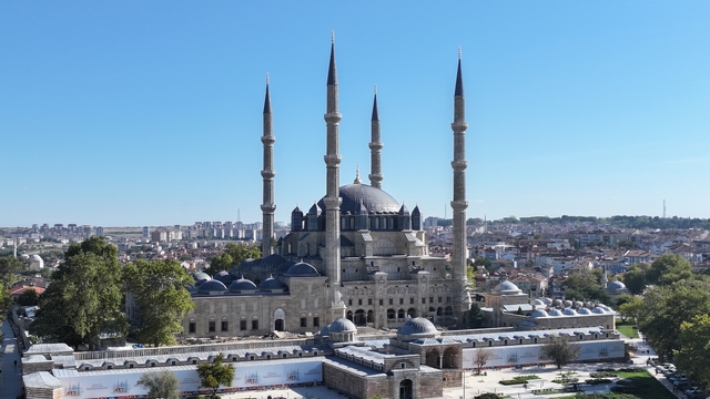Selimiye Camisi restorasyonunda "ince işçilik" çalışmaları yapılıyor
