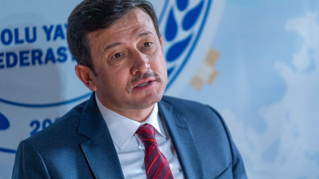 AK Partili Dağ, Anadolu Yayıncılar Federasyonu'nda soruları yanıtladı: