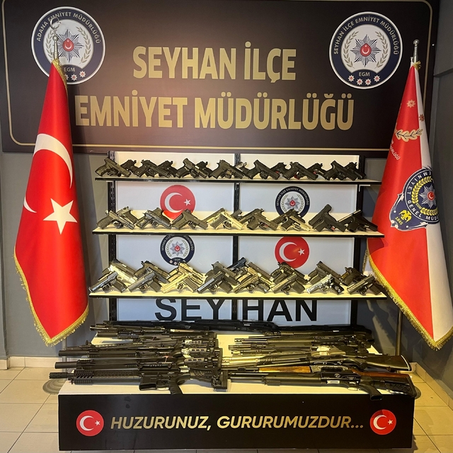 Adana'da operasyon ve denetimlerde 101 ruhsatsız silah ele geçirildi