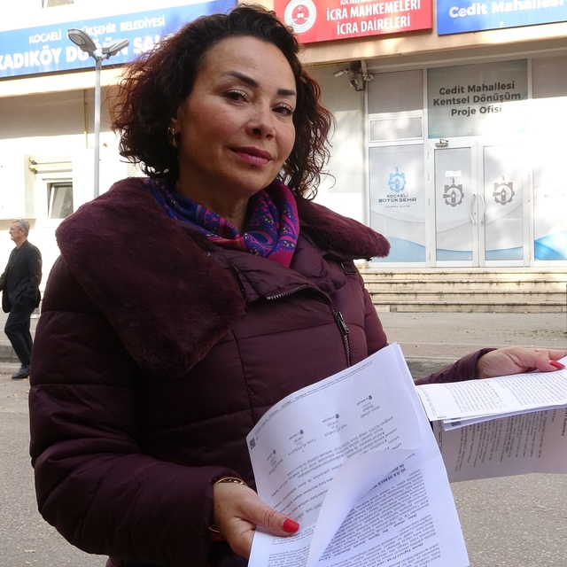 Hatalı teşhis yüzünden göğüslerinin alındığı iddiasıyla açtığı davada istin...