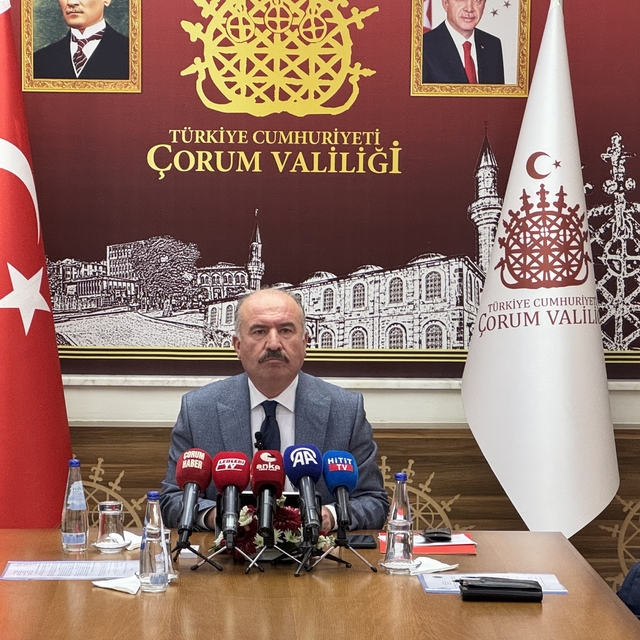 Çorum Valisi Çalgan, ekim ayında yürütülen asayiş çalışmalarını değerlendir...