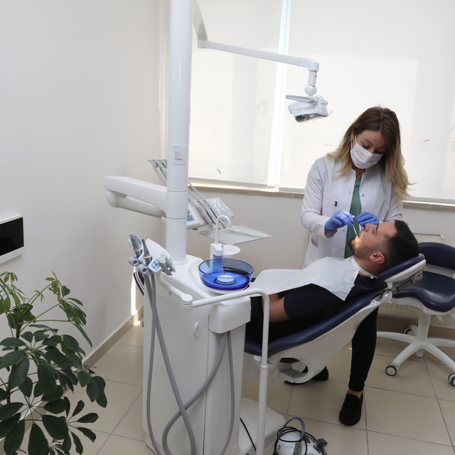 NÖHÜ Diş Hastanesi sağlık turizmine yeterli görüldü