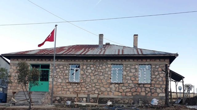 Elazığ'da eski köy okulu sosyal tesise dönüştürüldü