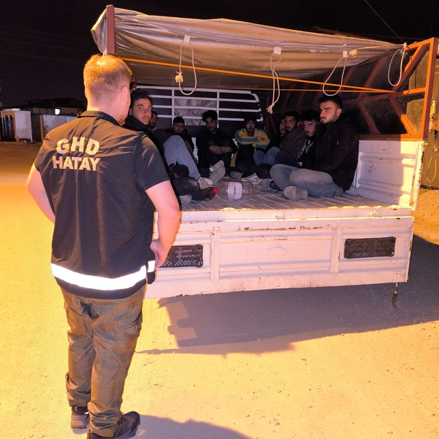 Hatay'da göçmen kaçakçılığı iddiasıyla 4 zanlı tutuklandı