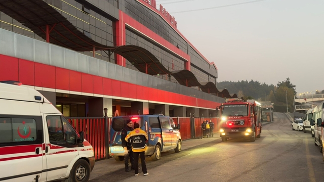 Bursa'da yangın çıkan okulda bir kişinin cesedi bulundu