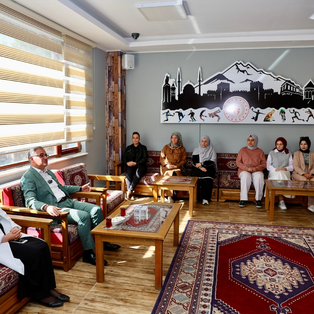 Hacılar Belediyesinin gençlere yönelik destekleri sürüyor