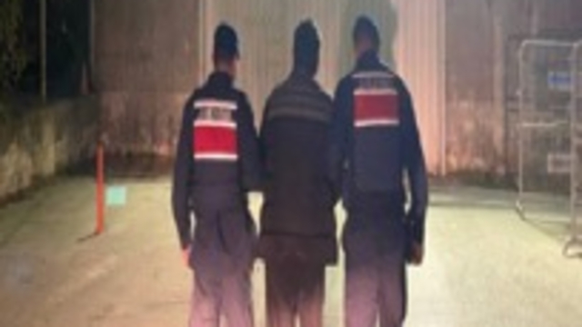 Kırklareli'nde çeşitli suçlardan aranan 15'i hükümlü 33 şüpheli yakalandı