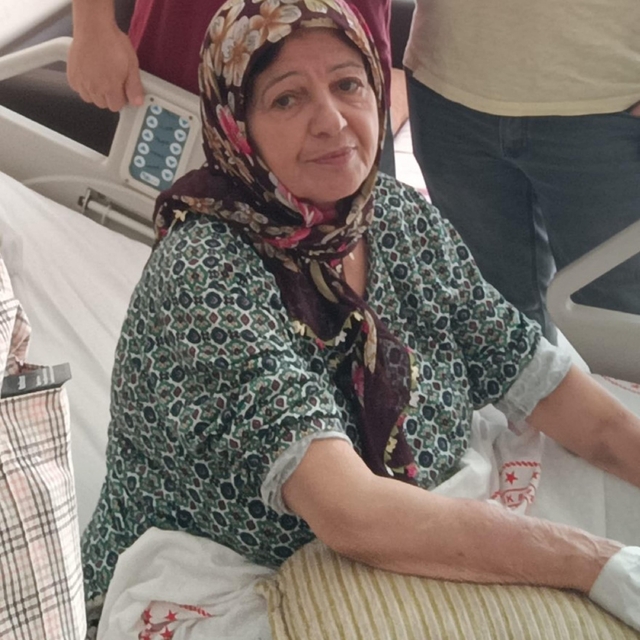 Yalnız yaşadığı evinde ölü bulundu