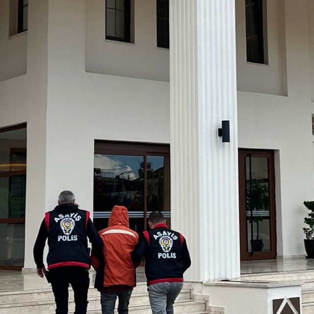 Muğla'da 55 yıl kesinleşmiş hapis cezası bulunan firari hükümlü yakalandı