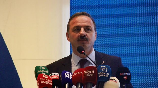 Anahtar Parti Genel Başkanı Ağıralioğlu, Bursa'da muhtarlar ve STK temsilcileriyle buluştu