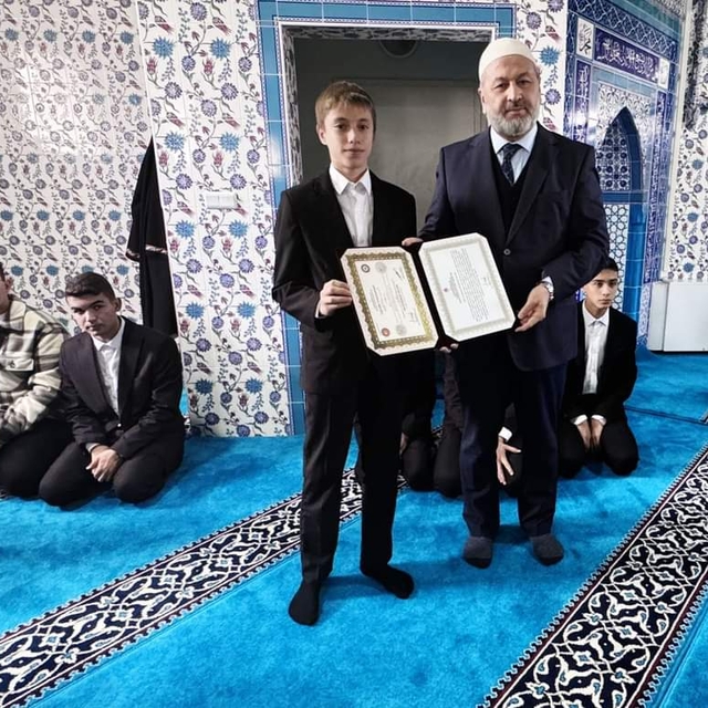 Seydişehir'de hafızlık eğitimini tamamlayan öğrenciler belge aldı