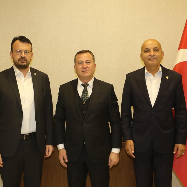 CHP milletvekillerinden Nizip Belediye Başkanı Doğan'a ziyaret