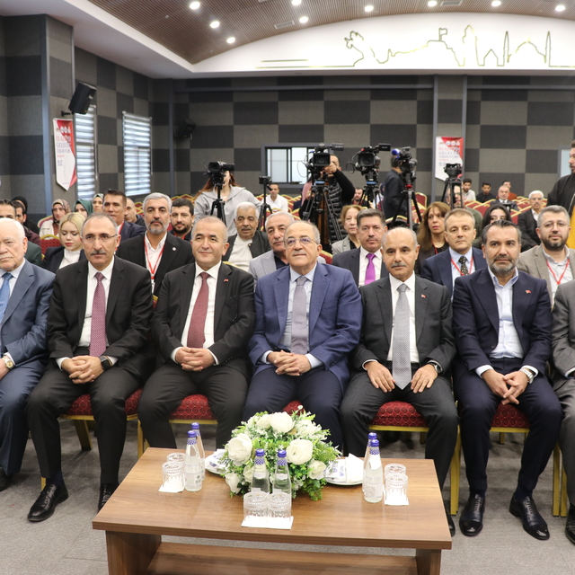 "Elazığ'ın Gelecek Tasavvuru Uluslararası Kongresi"nin açılışı yapıldı