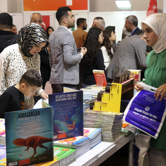 Elazığ'da "5. Kitap Fuarı" açıldı