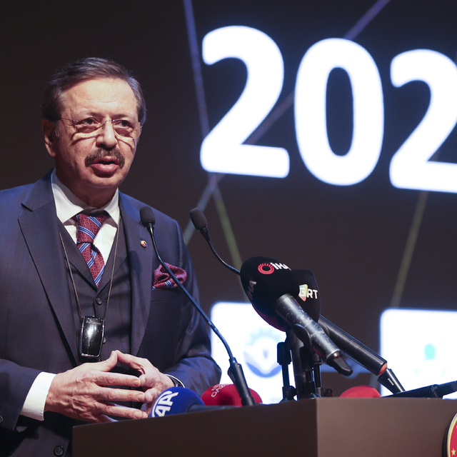 TOBB Başkanı Hisarcıklıoğlu, "Gaziantep'in Yıldızları Ödül Töreni"ne katıld...