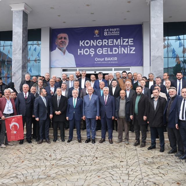 AK Parti'li Yılmaz, Samsun'da partisinin Kavak İlçe Kongresi'nde konuştu: