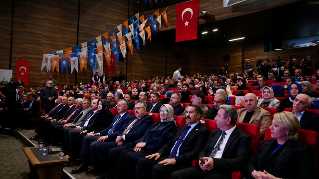 AK Parti Grup Başkanvekili Zengin, Kocaeli'de konuştu: