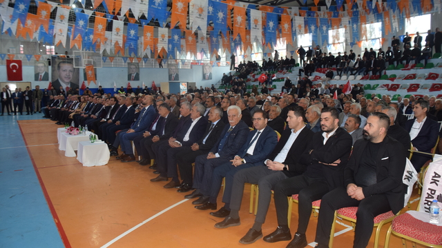 AK Parti Beşiri İlçe Başkanlığına Hasan Okay seçildi