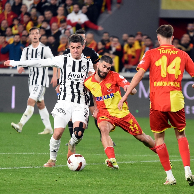 Göztepe'de Ahmed Ildız formayı kaptı