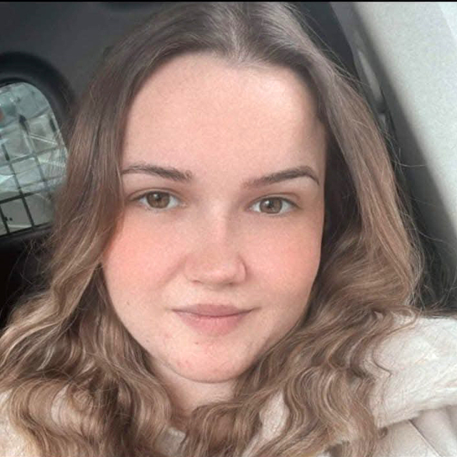 Evinde ölü bulunan Begüm hemşire, rahatsızlanınca ihbarda bulunup, kapıyı a...