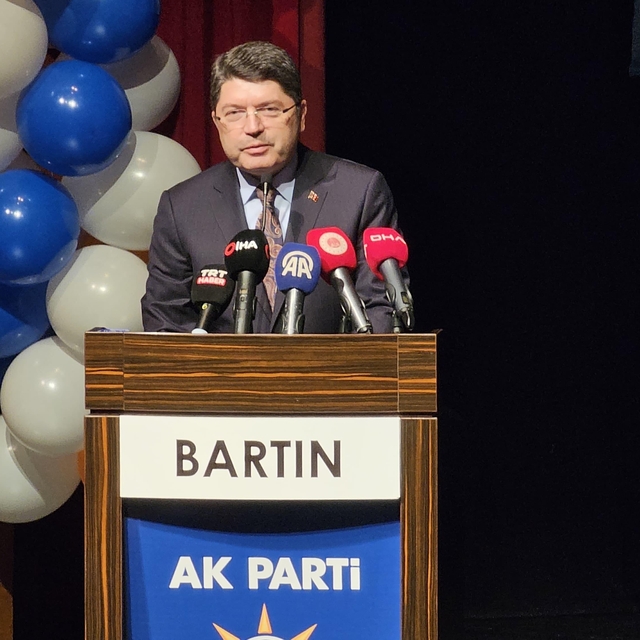 Bakan Tunç: Hedefimiz yeni bir anayasa