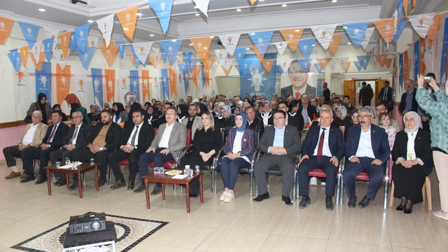 AK Parti Tosya Kadın Kolları Kongresi yapıldı