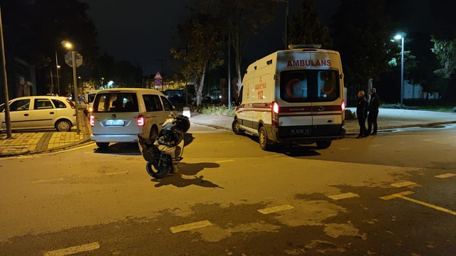 Bursa'da motosikletle hafif ticari aracın çarpışması sonucu 1 kişi yaralandı