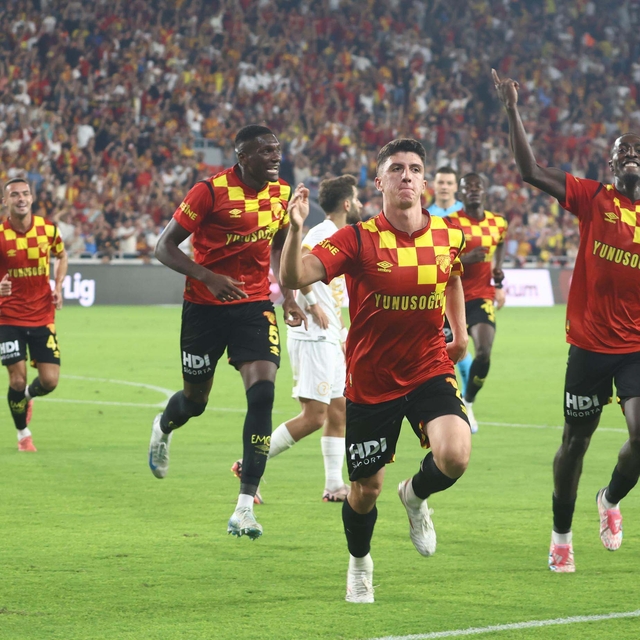 Göztepe'de Taha'ya Mainz kancası